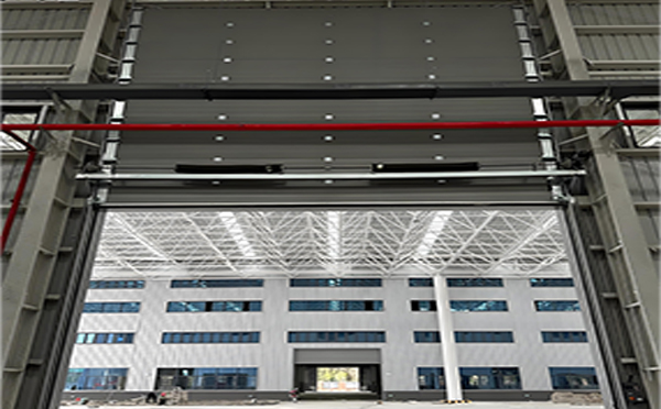 临泽工业提升门