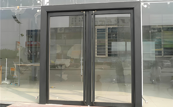 临泽玻璃地弹门