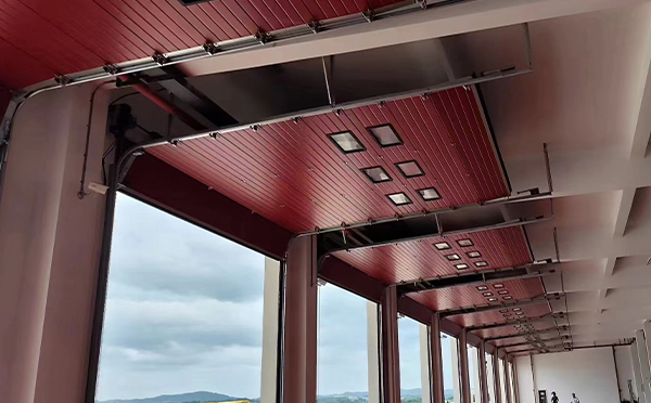 临泽工业翻板门