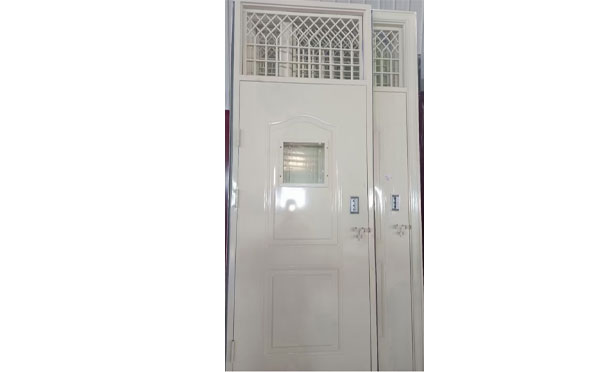 临泽学校教室门