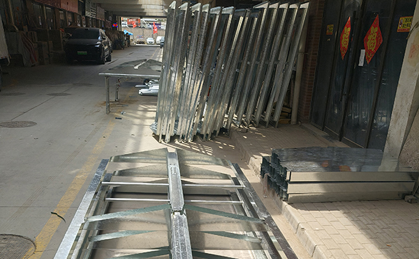 2025临泽排烟窗维护周期与电动开启故障排查