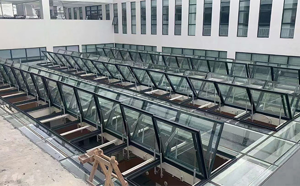 百安科技有限公司近期临泽排烟窗项目案例分享 百安科技有限公司近期临泽排烟窗项目案例分享